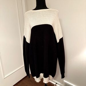 Urban Outfitters BDG Oversized Sweater/Sweater Dress - Medium